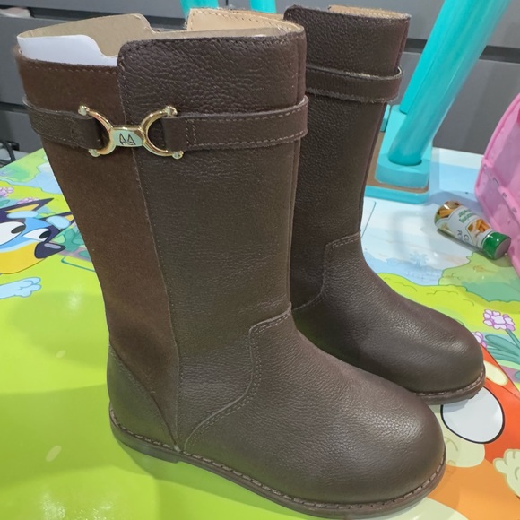 Brown Leather Boots with Gold Buckle worn twice - Picture 1 of 5